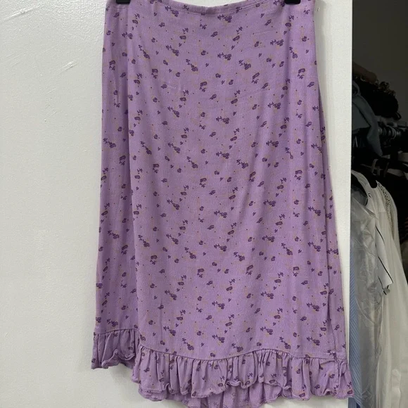 MIDI purple skirt - Picture 3 of 3